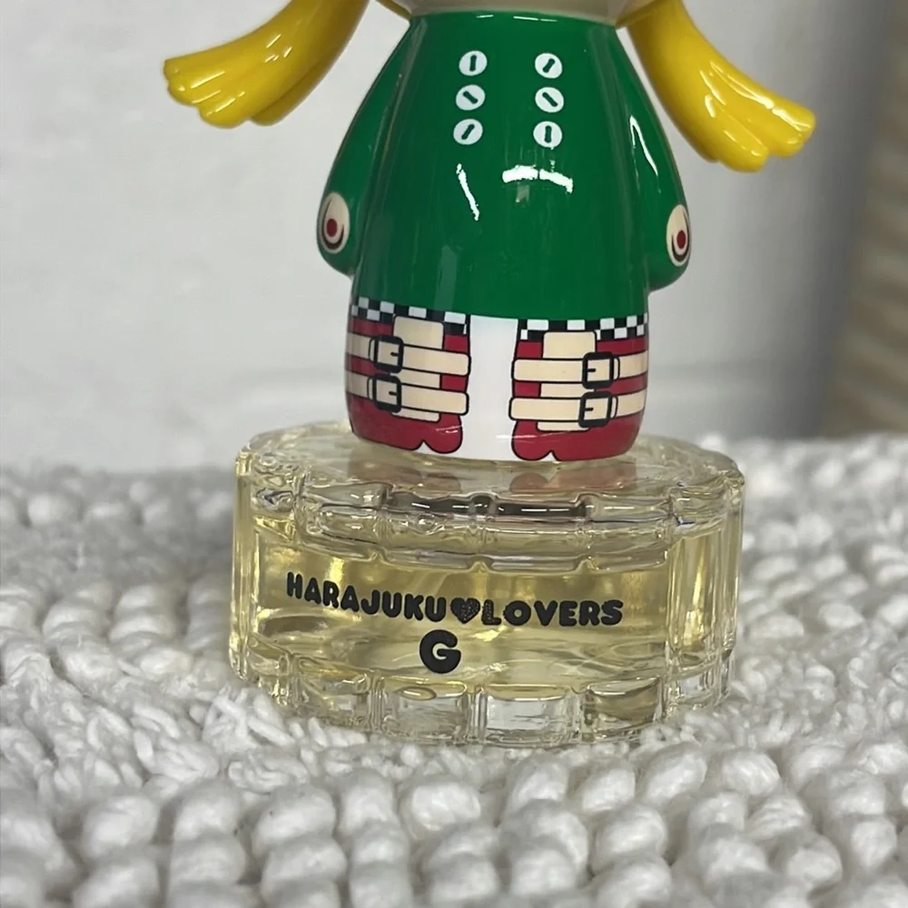 Set of 6 Harajuku Lovers fragance bottles - Picture 11 of 14